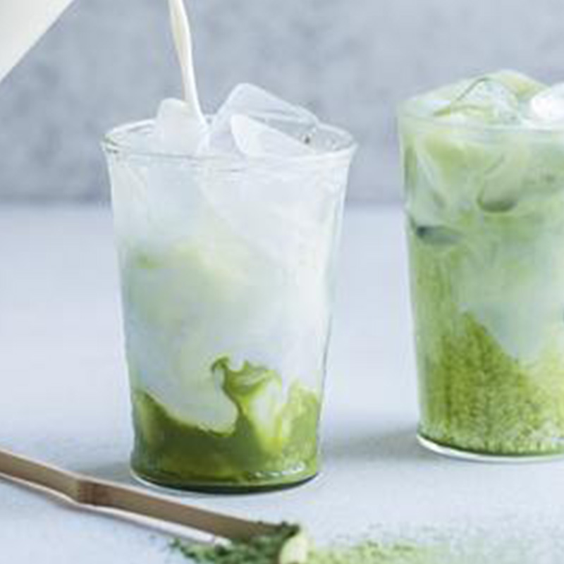 Jeges kókuszos matcha latte